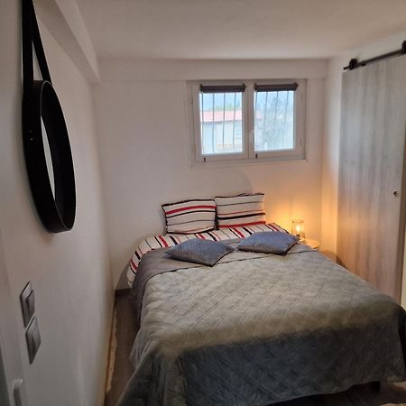 Spacieux Studio Dans Le Beaujolais Saint-Georges-de-Reneins Eksteriør bilde